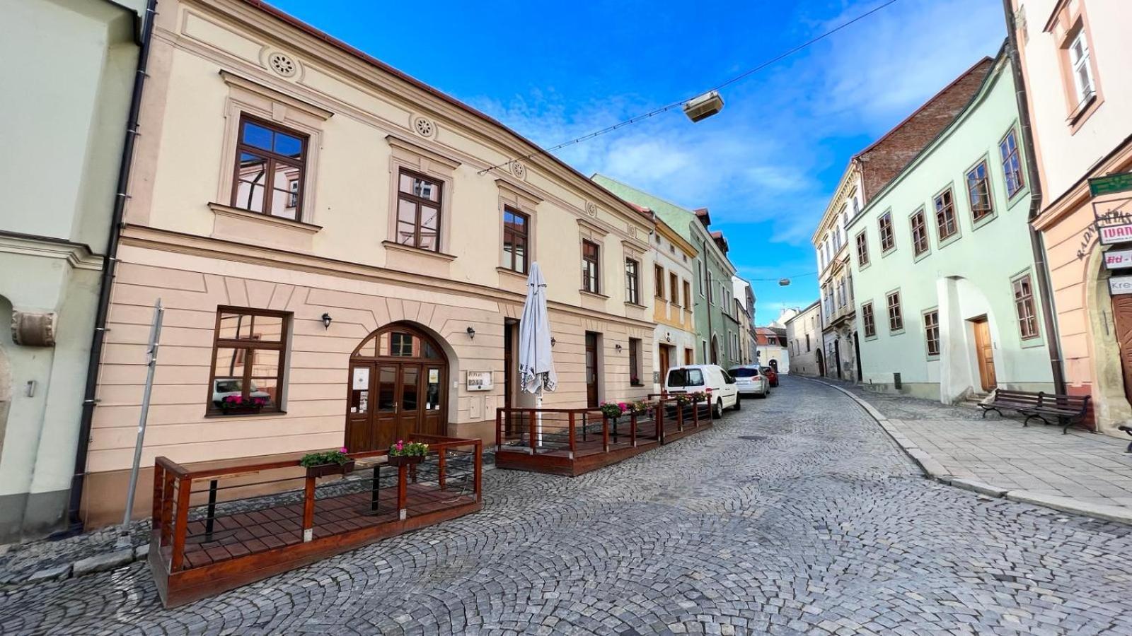 Penzion U Radnice, Byt 3 Znojmo Extérieur photo